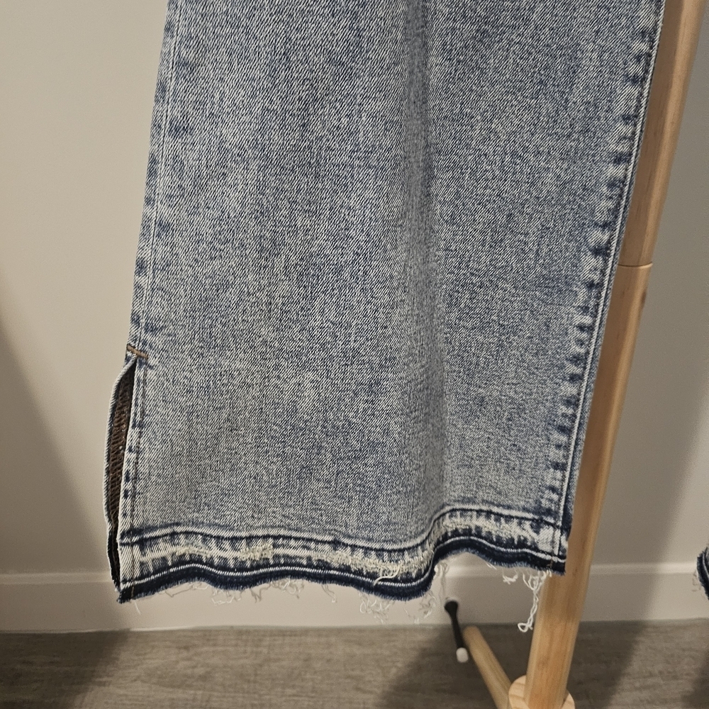 Express 70s Flare Mid Rise, Size 6R (NWOT; never worn) - Picture 2 of 4